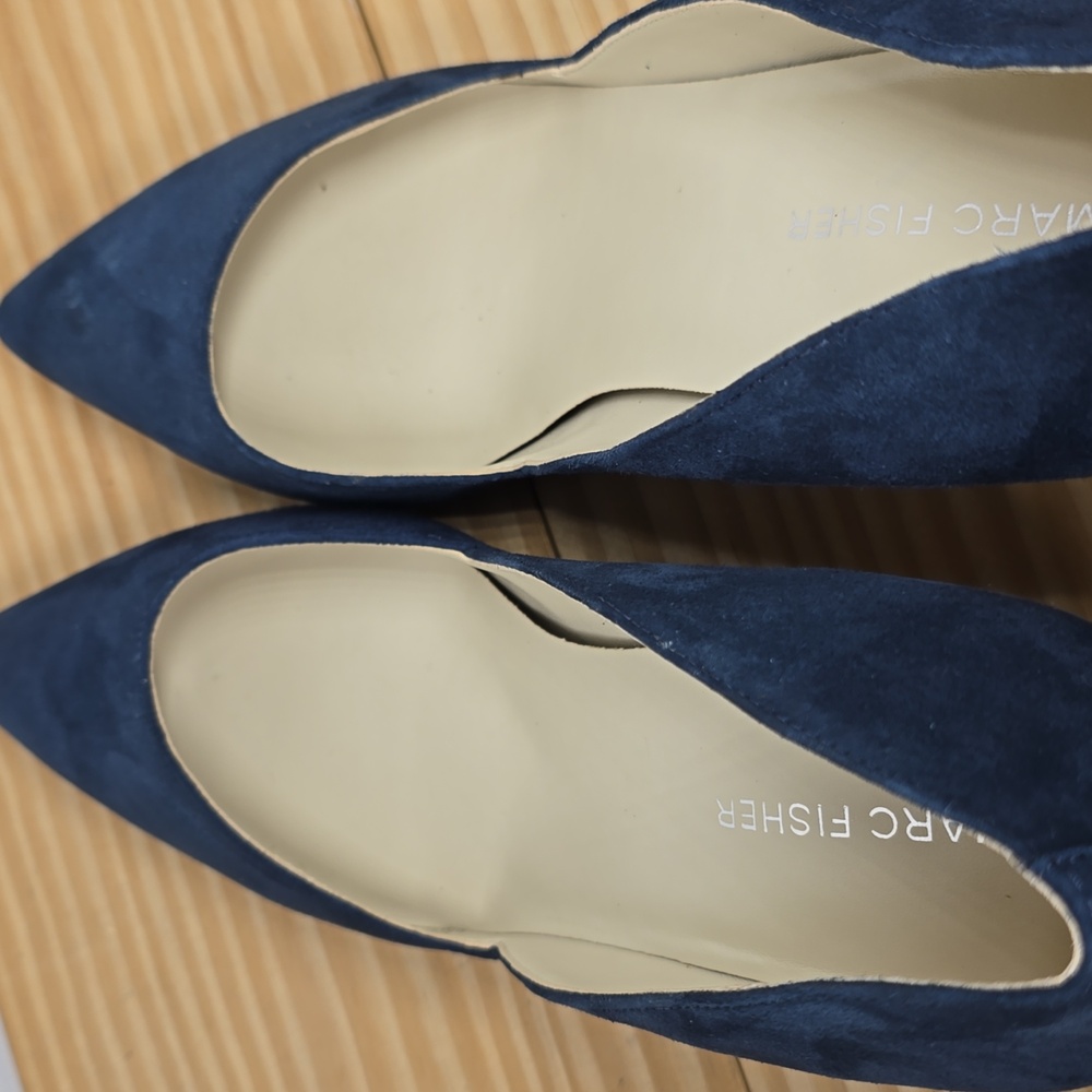 Marc Fisher Womens Tuscany Blue Suede Slip On Heels Shoes Size 9M - Picture 7 of 8
